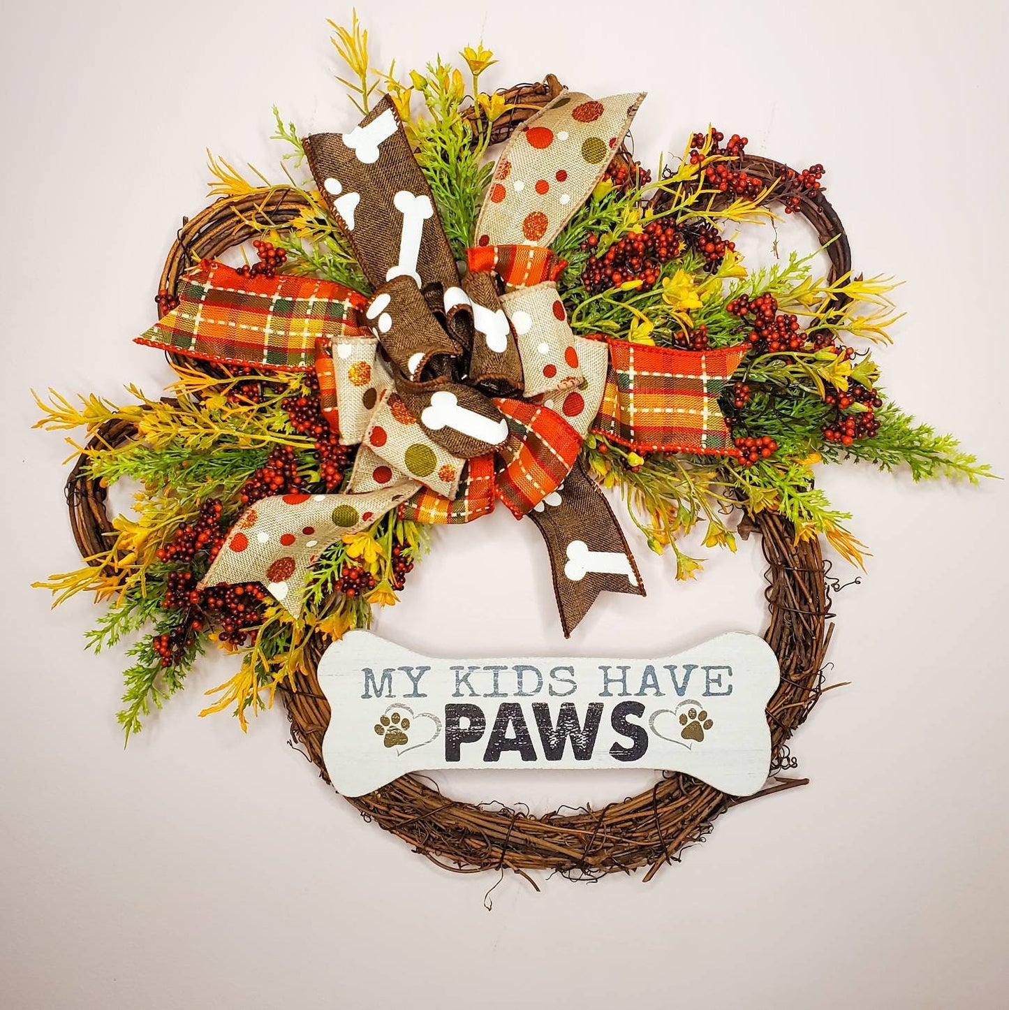 Paw Wreath, Fall Paw Wreath, Fall Wreath, Fall Decor, Fall Dogs, Fall Cats