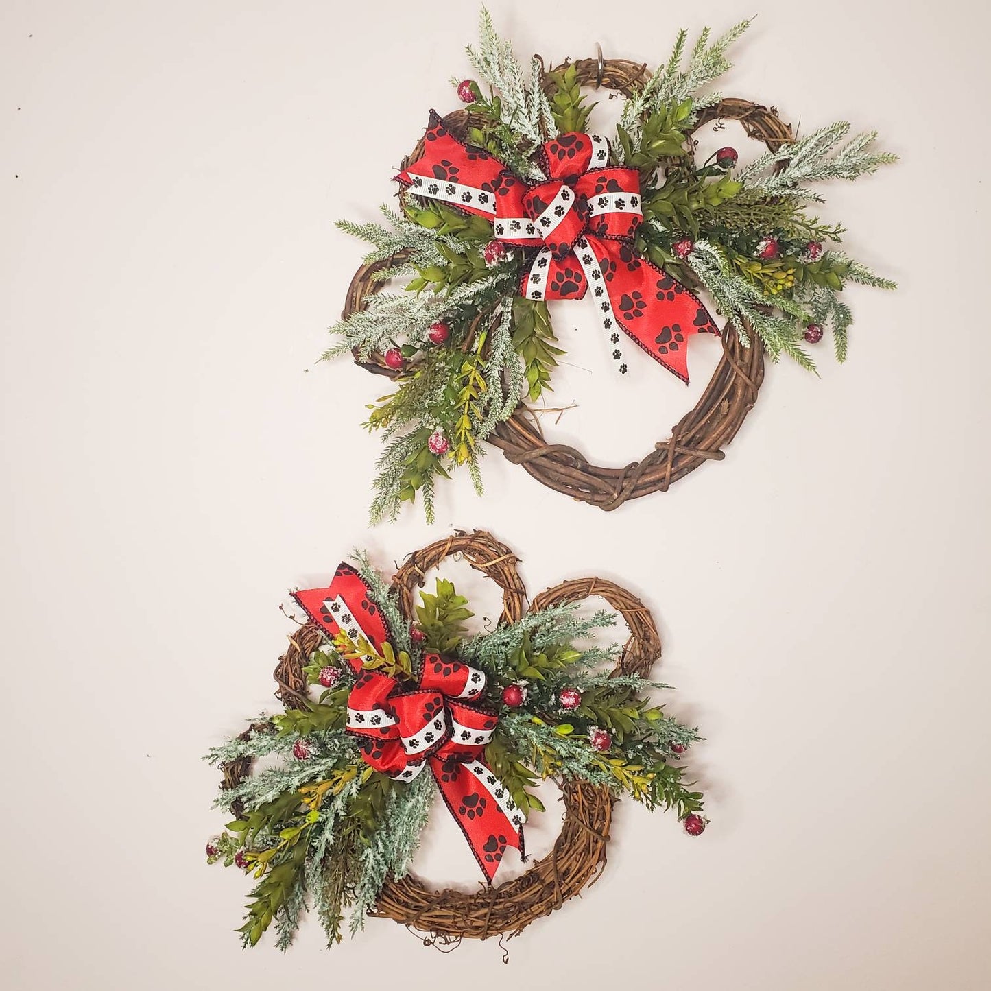 Mini Paw Wreath