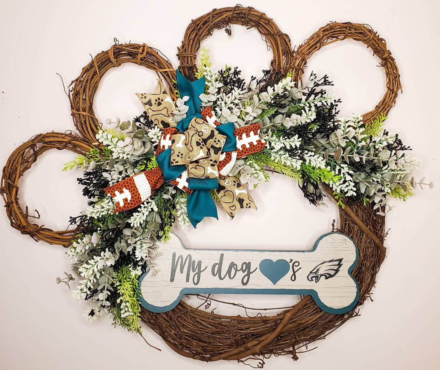 Sport Paw Wreath
