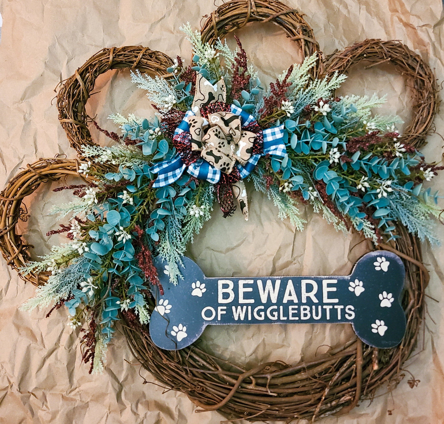 Beware of Wigglebutts Paw Wreath