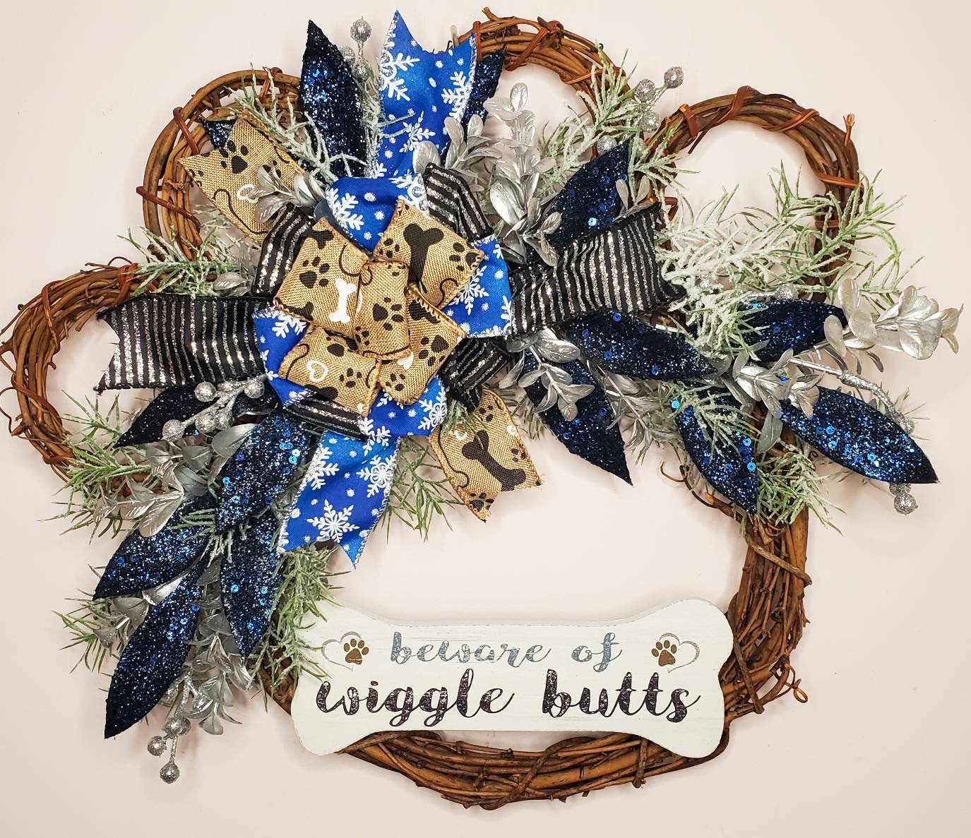 Holiday/Winter Paw Wreath