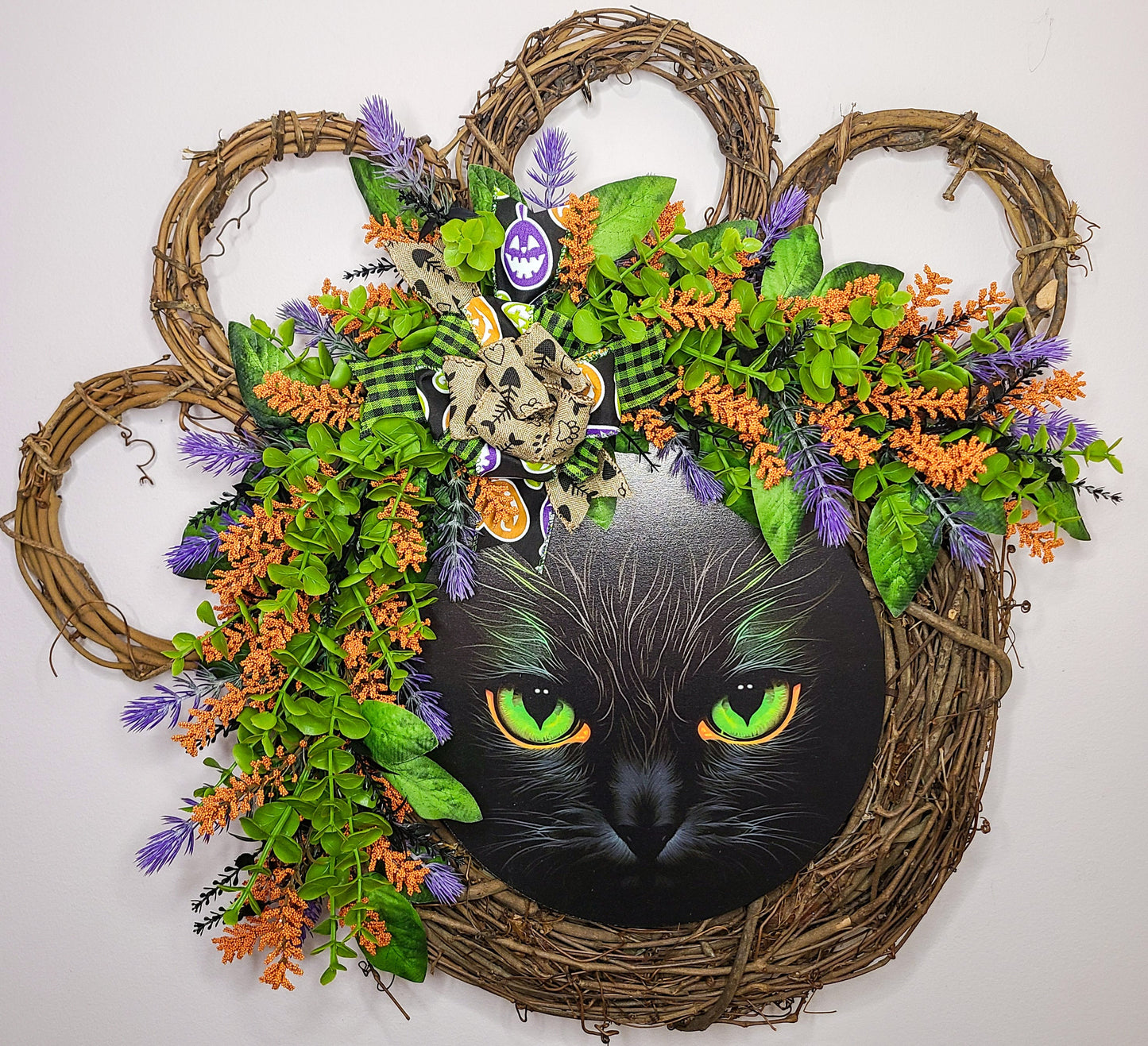 Black Cat HALLOWEEN Paw Wreath
