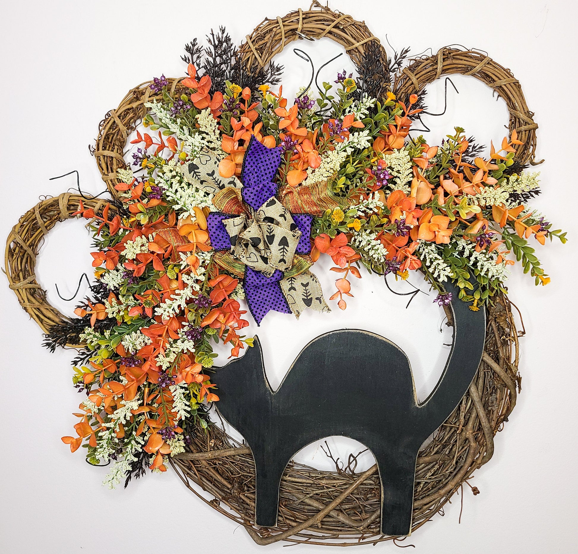 Primitive Black Cat HALLOWEEN Paw Wreath