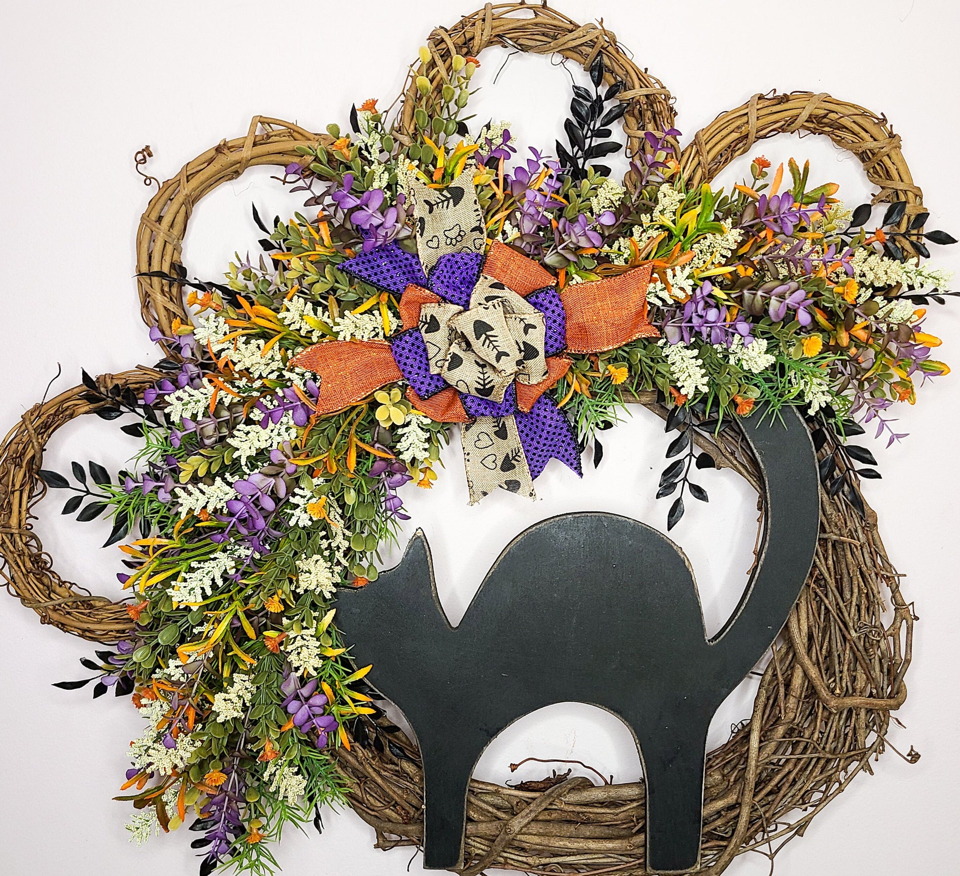 Primitive Black Cat HALLOWEEN Paw Wreath